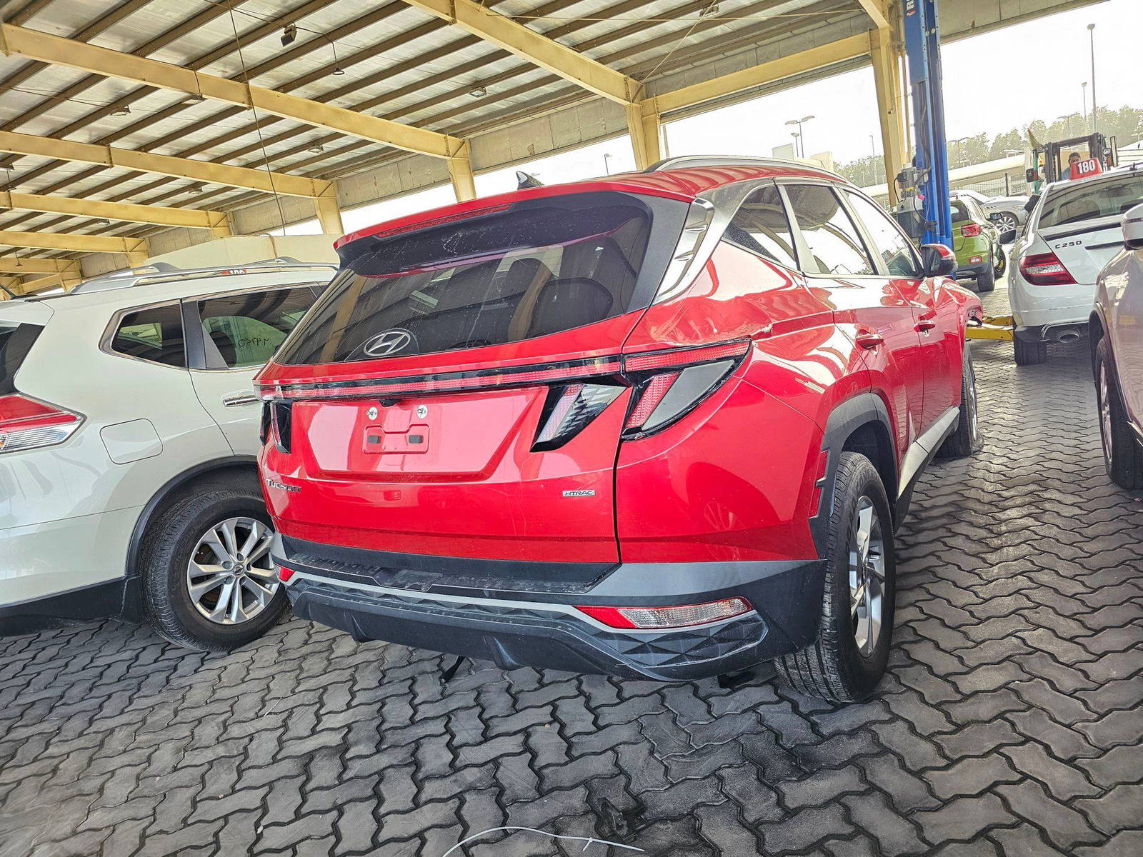 2023 HYUNDAI TUCSON — 46180 Miles — Lot PH189665 — Main - Marhaba Auctions Used Cars - Image 4