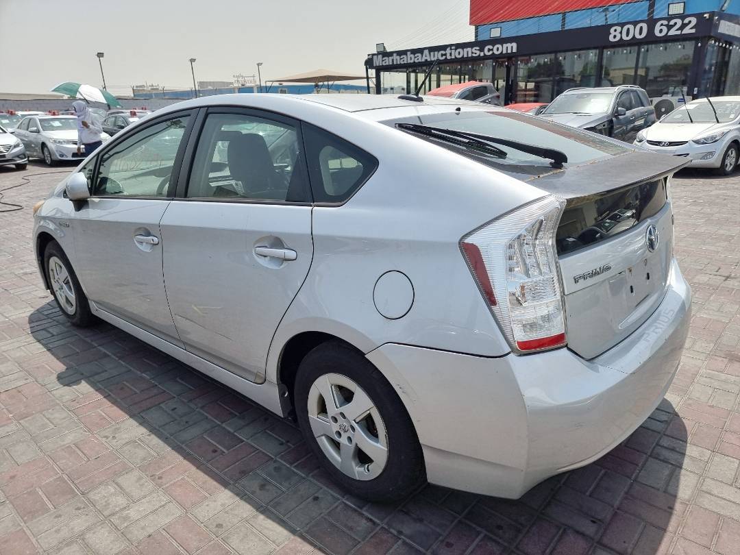 2010 TOYOTA PRIUS — 180292 Miles — Lot 215478 — Ind. 12 - Marhaba Auctions Used Cars - Image 5
