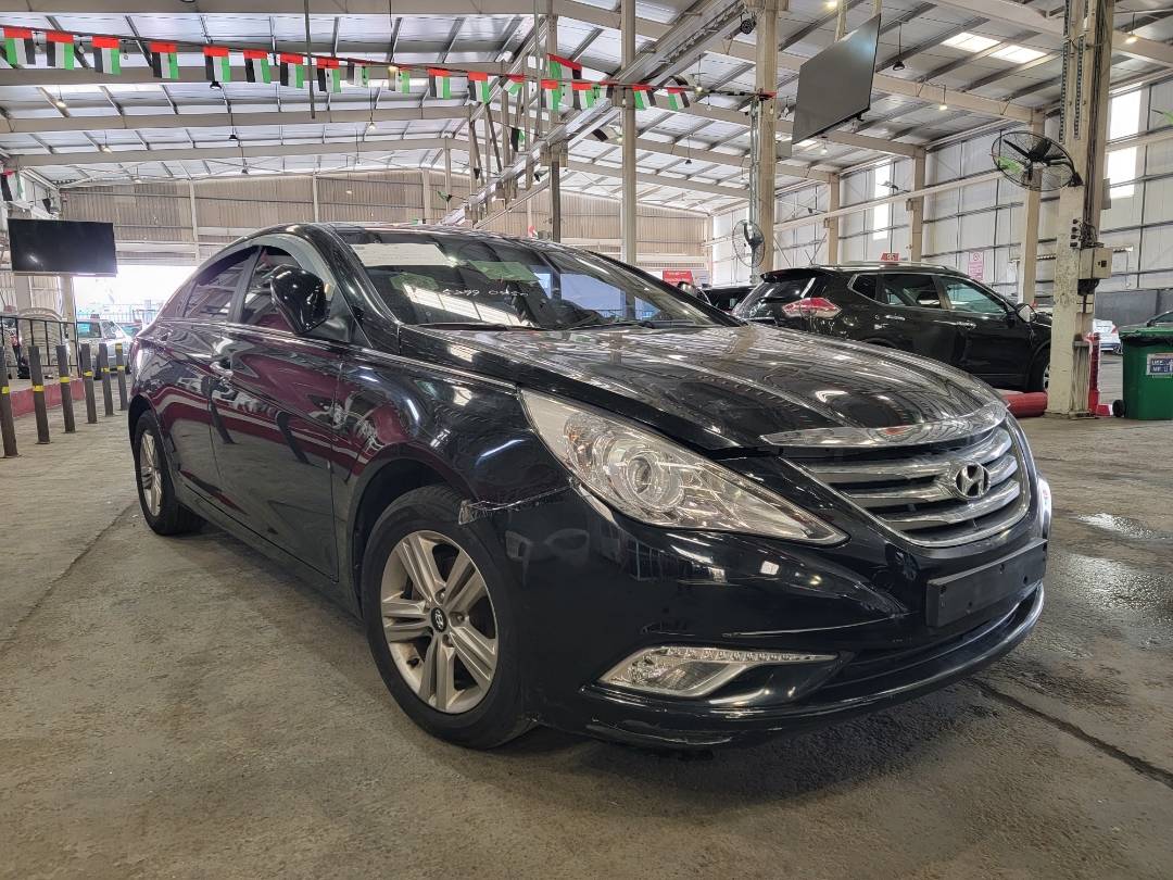 2013 HYUNDAI SONATA — 216555 KM — Lot A508582 — Main - Marhaba Auctions Used Cars - Image 4