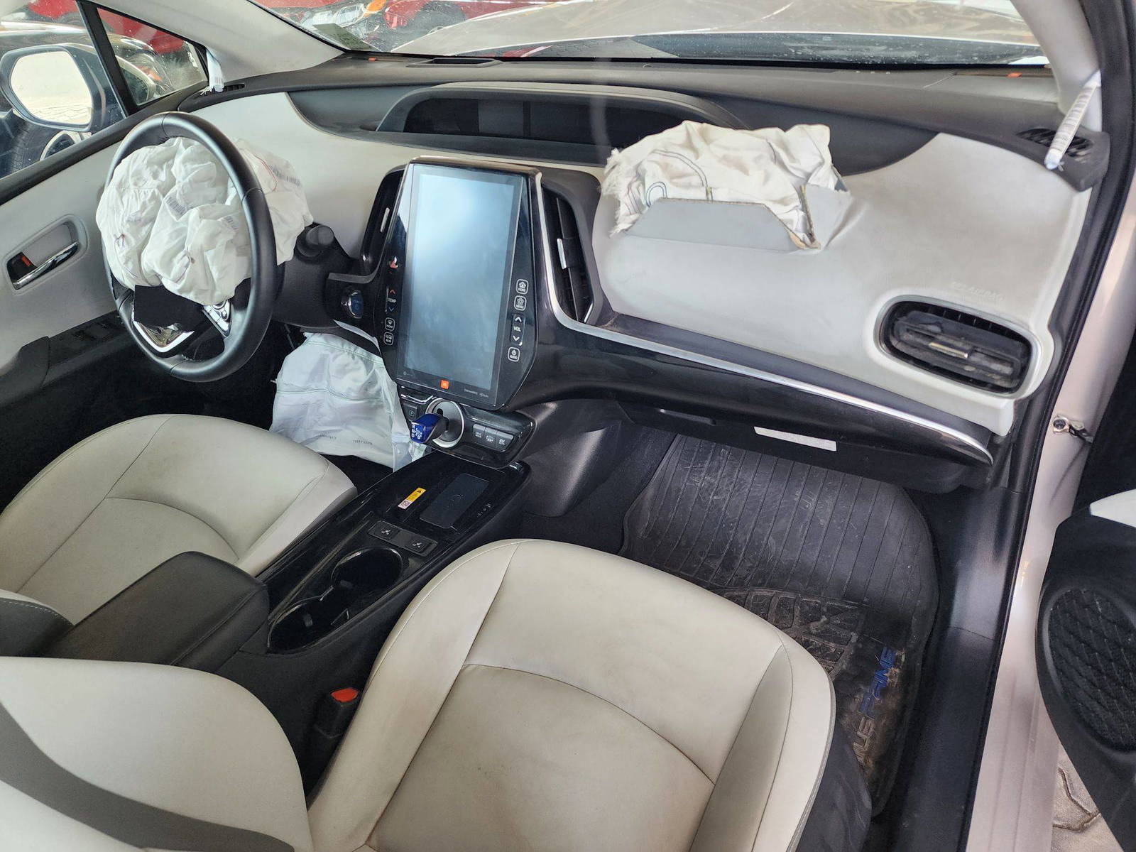 2021 TOYOTA PRIUS — 36966 Miles — Lot 58821453 - Marhaba Auctions Used Cars - Image 5