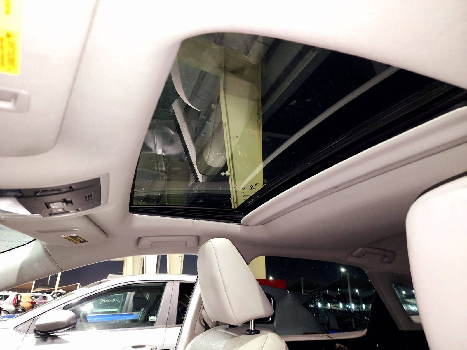 2020 LEXUS RX 350 — 24012 Miles — Lot A8LC243550 — Souq - Marhaba Auctions Used Cars - Image 8