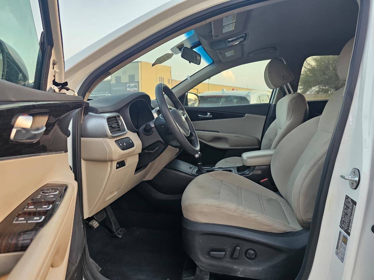 2019 KIA SORENTO — 83342 Miles — Lot 41472343 - Marhaba Auctions Used Cars - Image 6