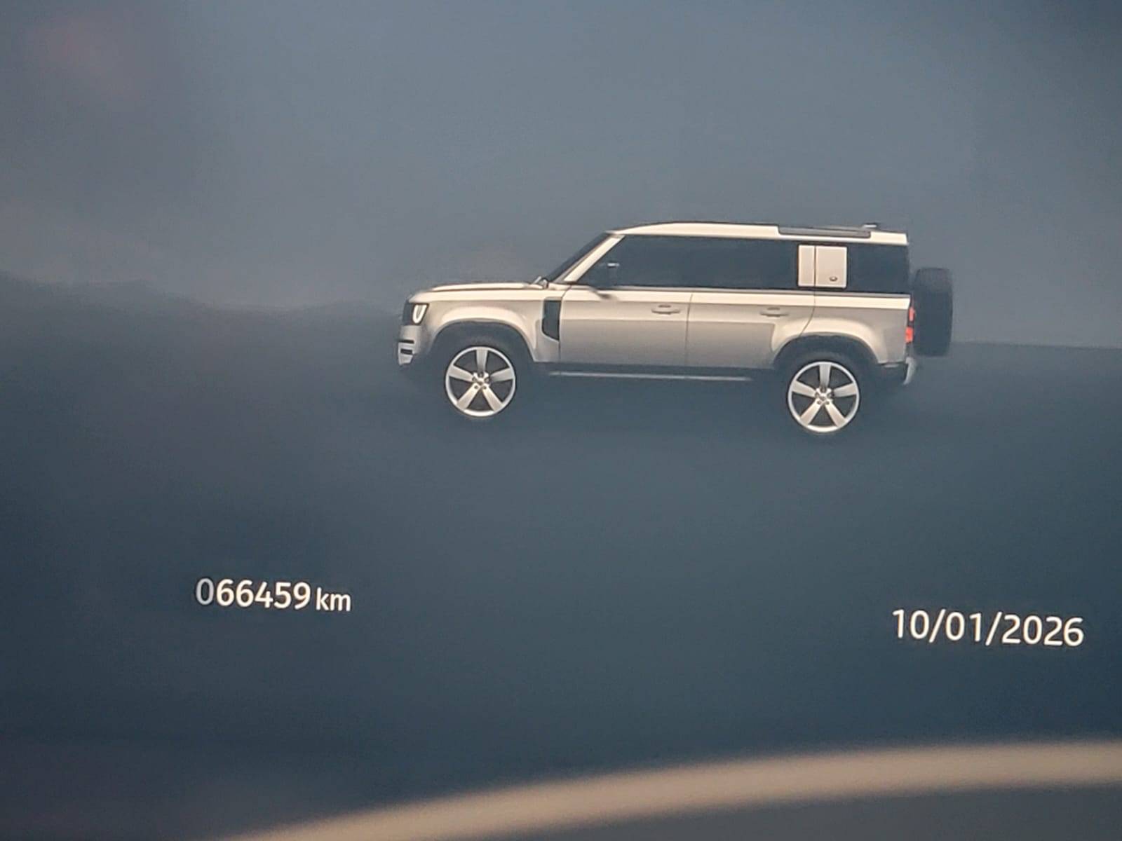 2024 LAND ROVER DEFENDER S — 66459 KM — Lot R2260193 — Main - Marhaba Auctions Used Cars - Image 10