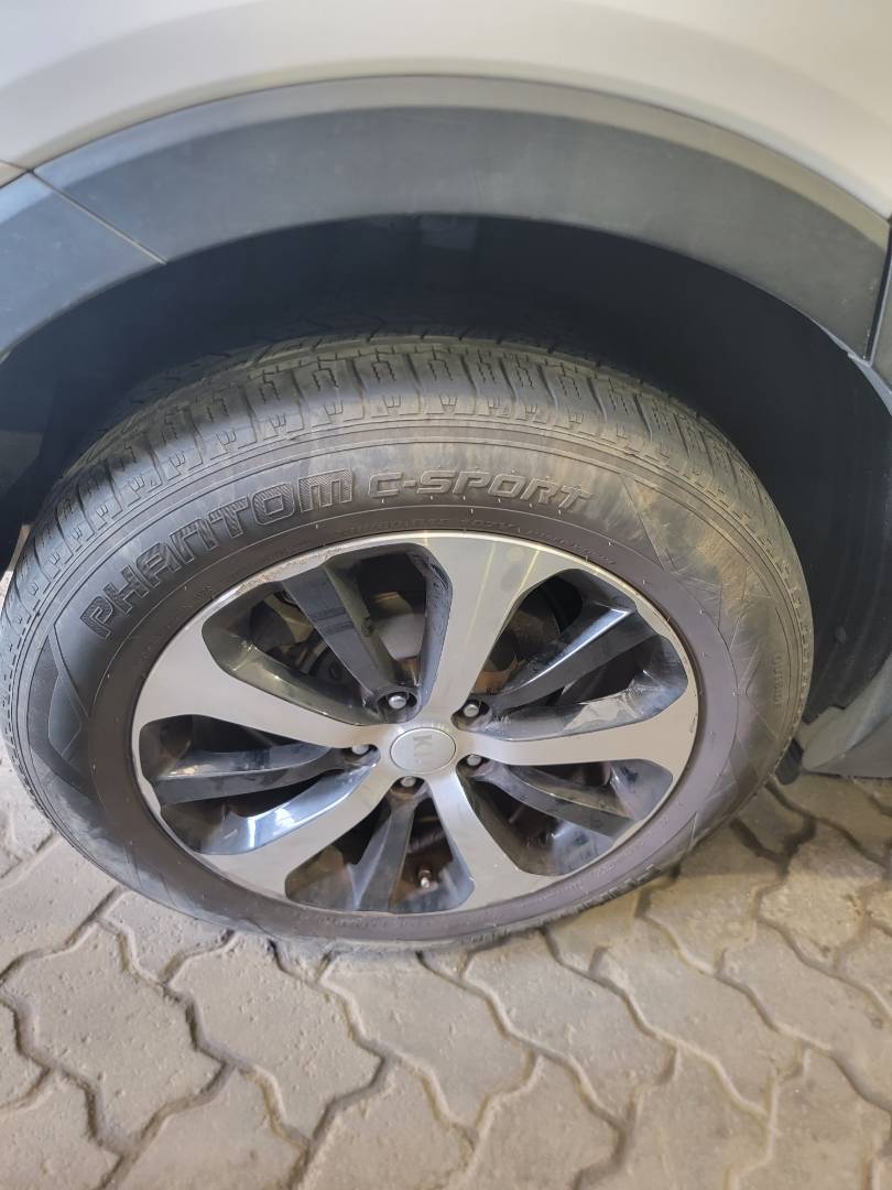 2018 KIA SORENTO — 114257 Miles — Lot 42641445 — Main - Marhaba Auctions Used Cars - Image 7