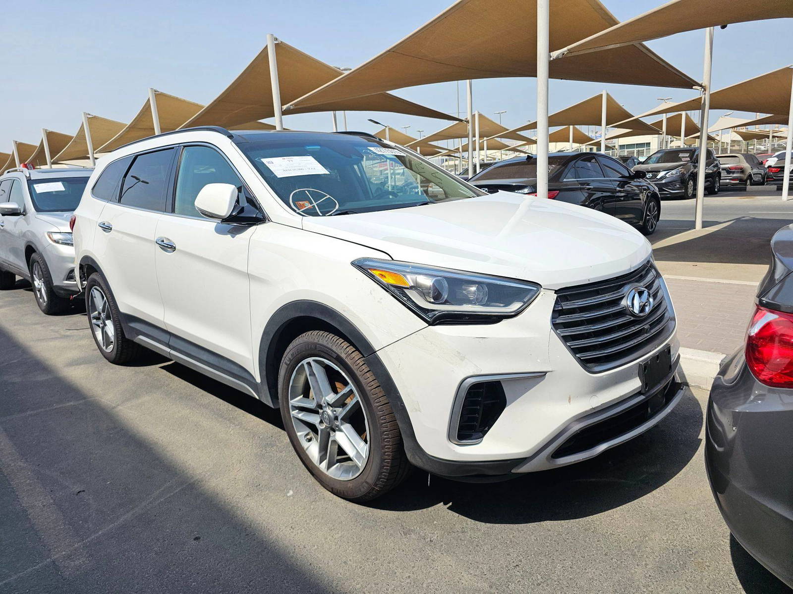 2017 HYUNDAI SANTA FE — 101293 Miles — Lot 0HU252426 — Souq - Marhaba Auctions Used Cars - Image 5