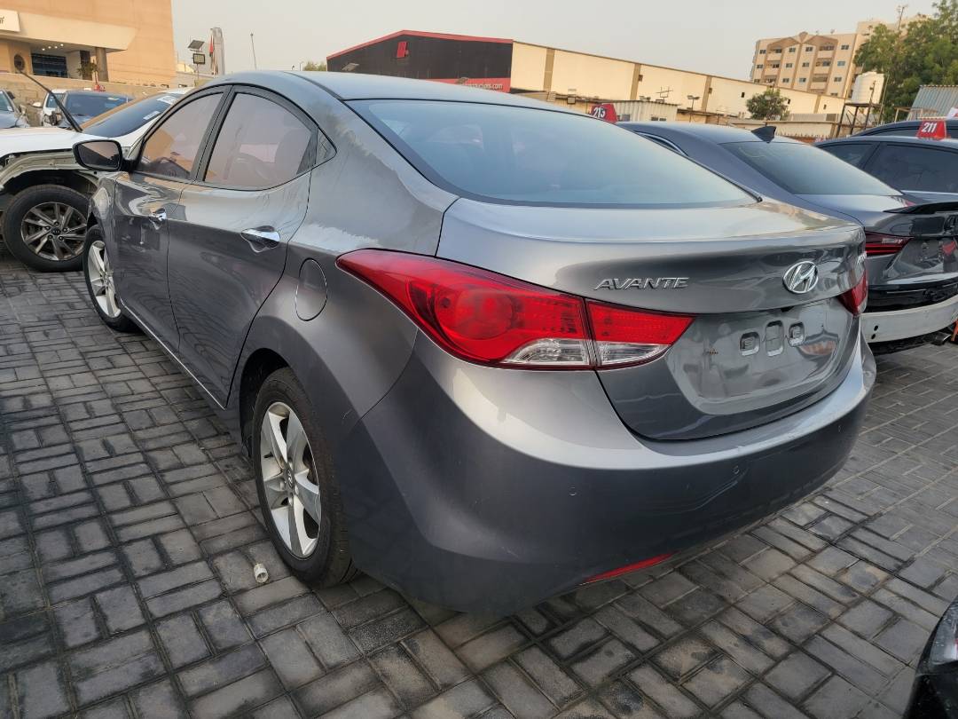 2011 HYUNDAI AVANTE — 122609 KM — Lot 124397 — Main - Marhaba Auctions Used Cars - Image 6