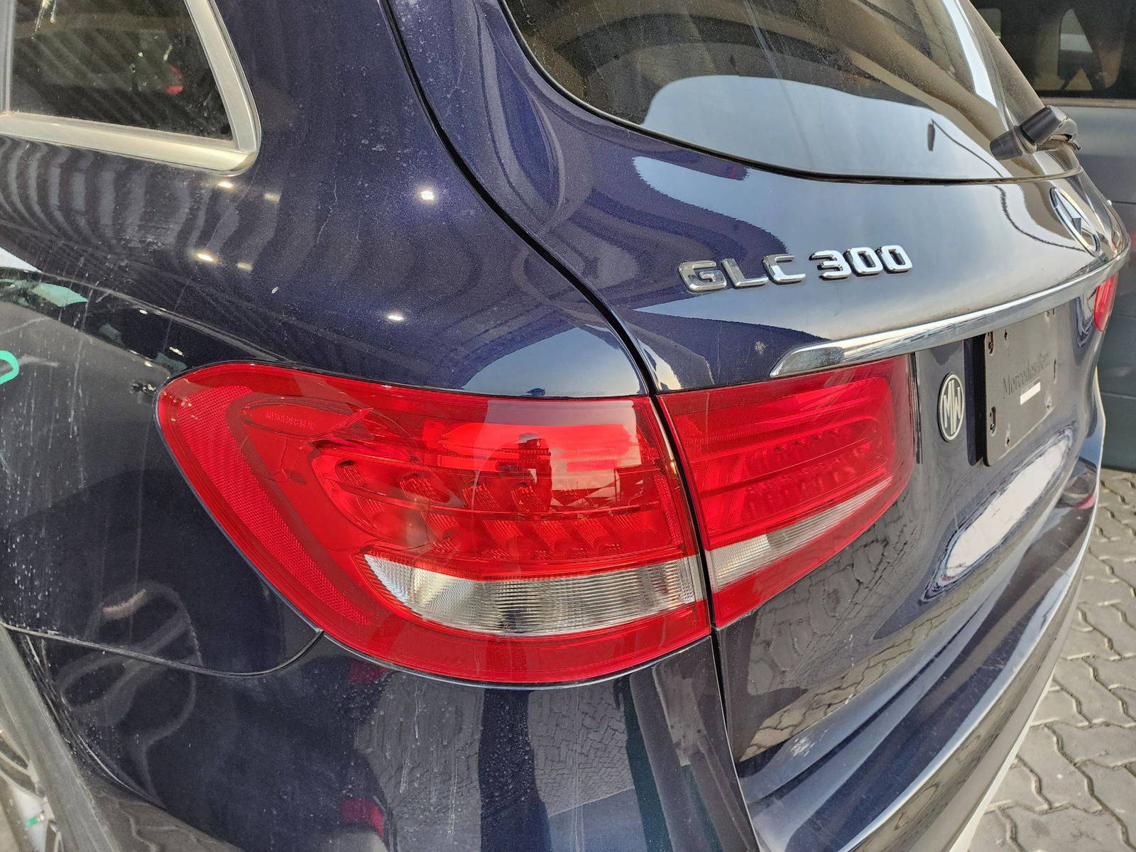2019 MERCEDES BENZ GLC-300 — 65550 Miles — Lot 160562 — Main - Marhaba Auctions Used Cars - Image 11