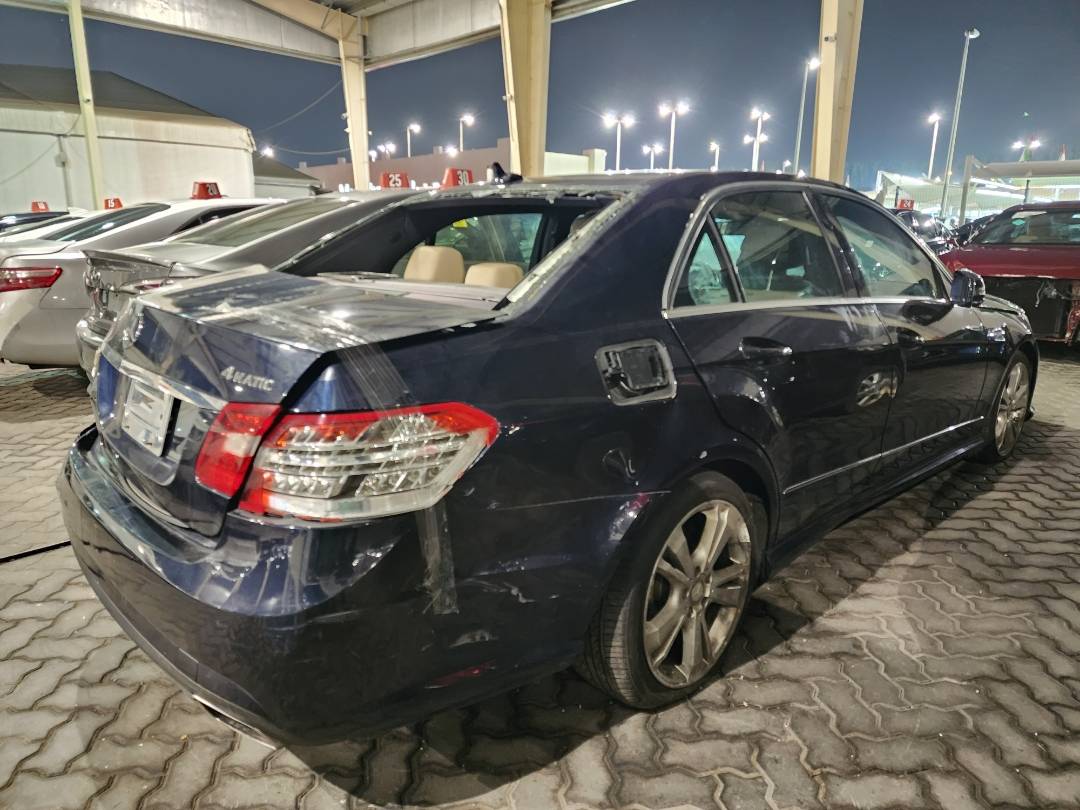 2013 MERCEDES BENZ E 350 — 193246 Miles — Lot 39045111 — Souq - Marhaba Auctions Used Cars - Image 4