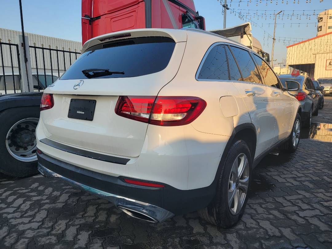 2018 MERCEDES BENZ GLC-300 — 83792 Miles — Lot 39370337 — Main - Marhaba Auctions Used Cars - Image 3