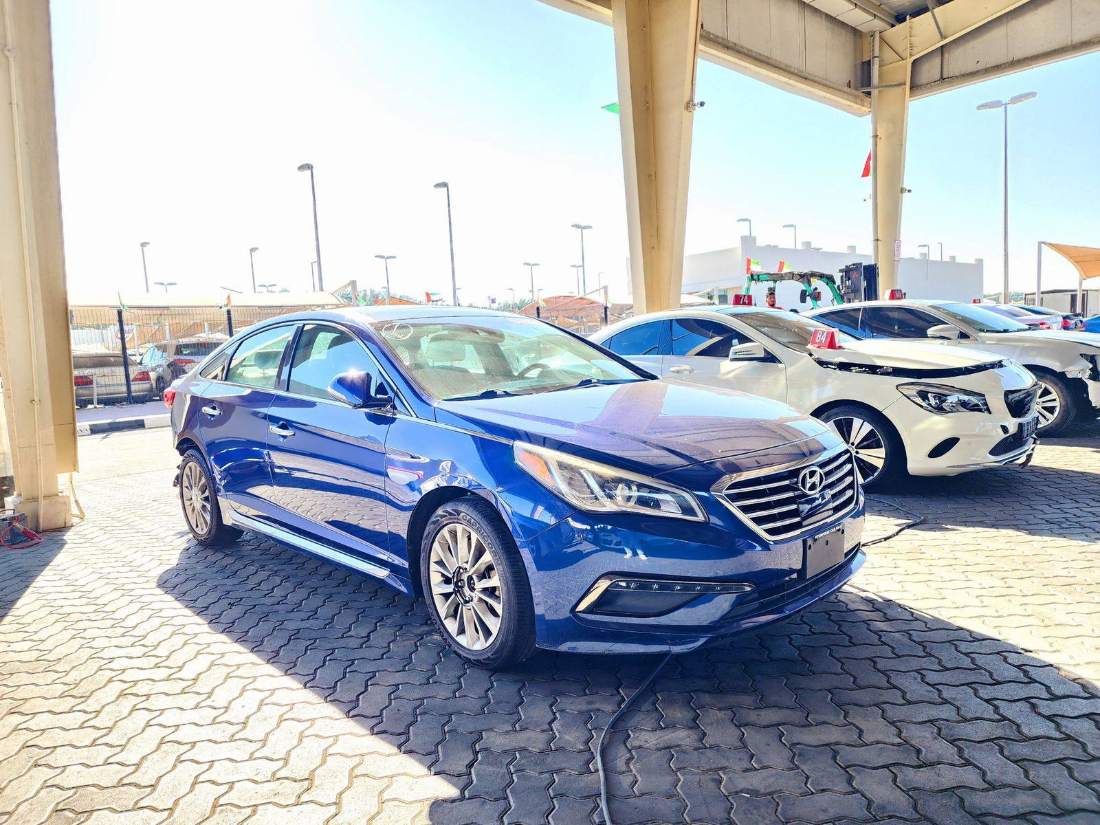 2015 HYUNDAI SONATA — 211859 Miles — Lot 64751754 — Souq - Marhaba Auctions Used Cars - Image 4