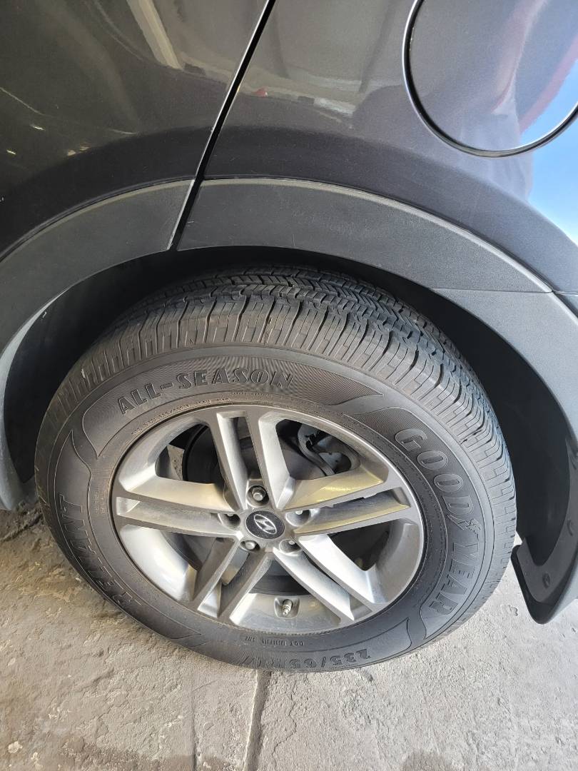 2018 HYUNDAI SANTA FE — 130314 Miles — Lot 549769 — Main - Marhaba Auctions Used Cars - Image 9