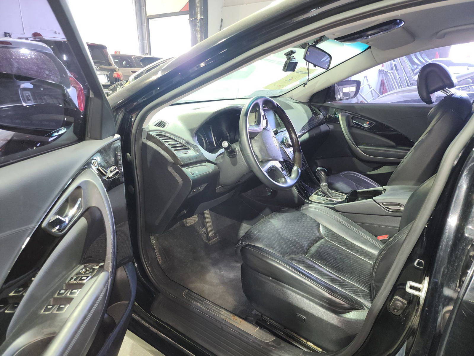 HYUNDAI GRANDEUR 2011 - Marhaba Auction Used Cars - Image 9