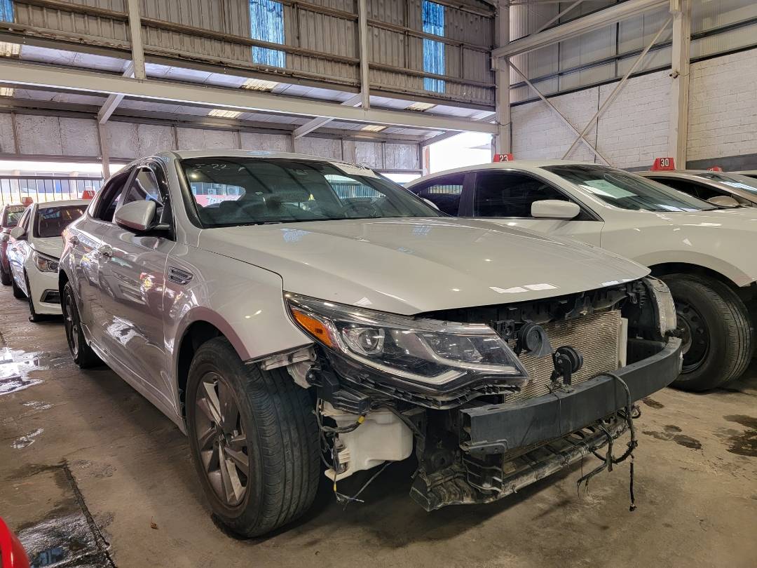 2020 KIA OPTIMA — 81599 Miles — Lot LG424740 — Main - Marhaba Auctions Used Cars - Image 4