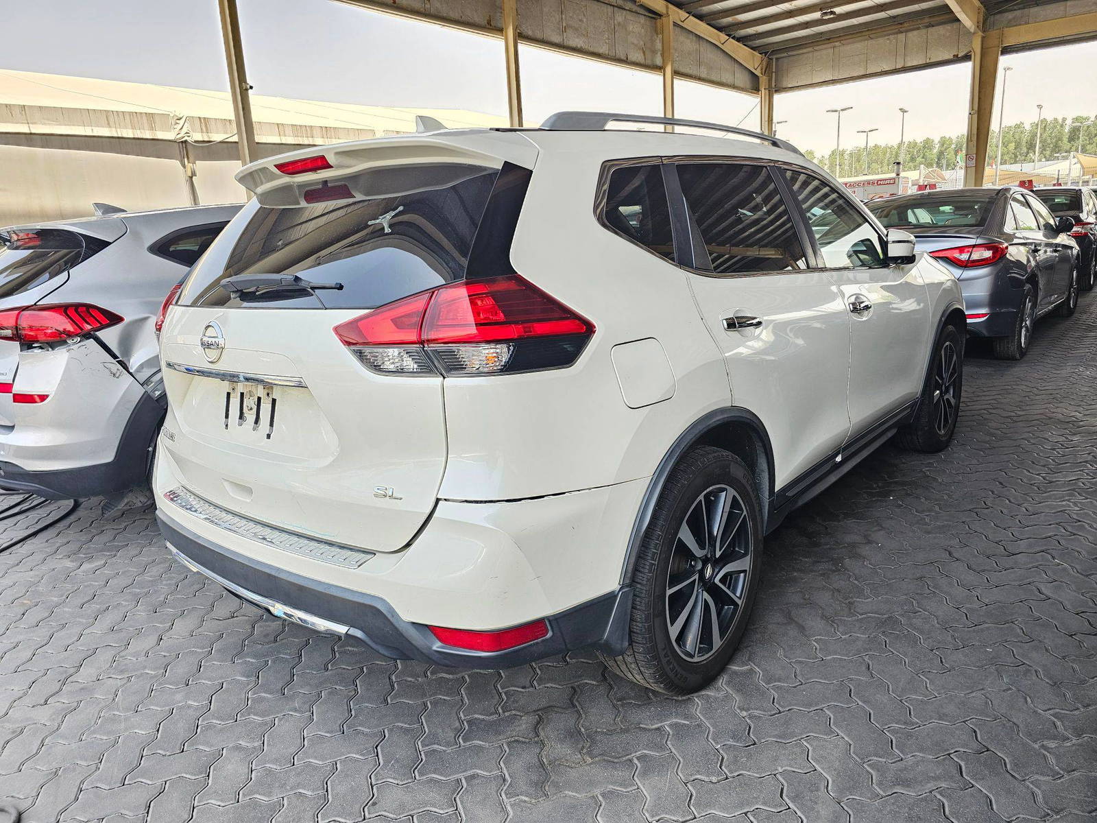 NISSAN ROGUE 2017 - Marhaba Auction Used Cars - Image 3