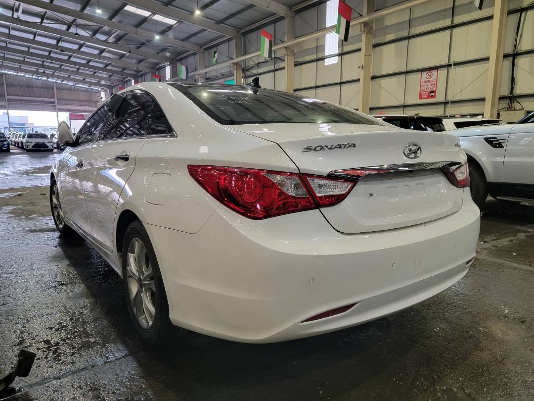 2012 HYUNDAI SONATA — 159754 KM — Lot 427992 — Main - Marhaba Auctions Used Cars - Image 3