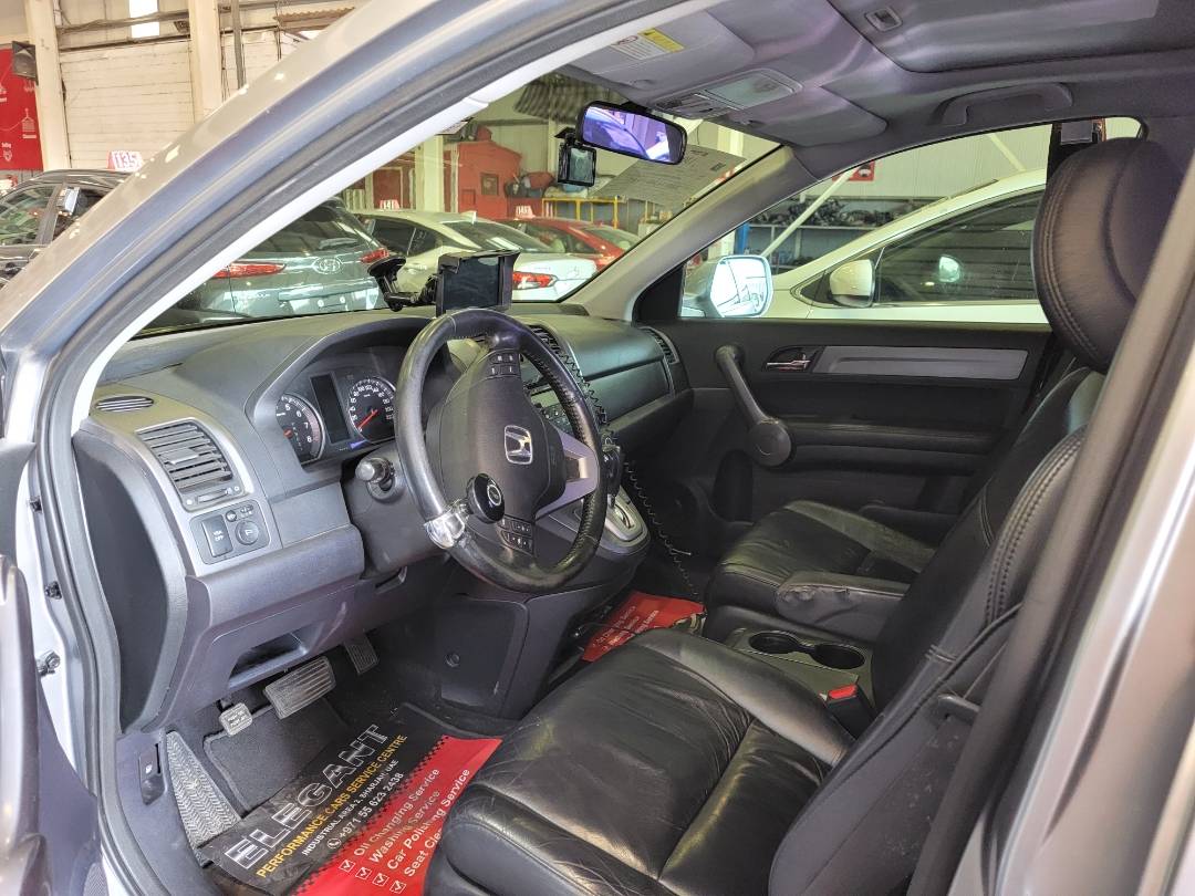 2008 HONDA CR-V — 300691 KM — Lot 8C213825 — Main - Marhaba Auctions Used Cars - Image 6