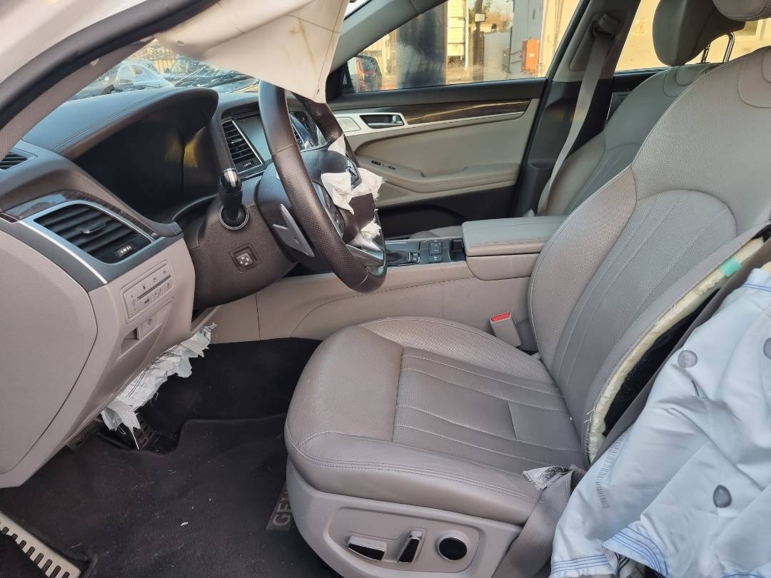 2019 GENESIS G80 — 79933 Miles — Lot 40494140 — Souq - Marhaba Auctions Used Cars - Image 8
