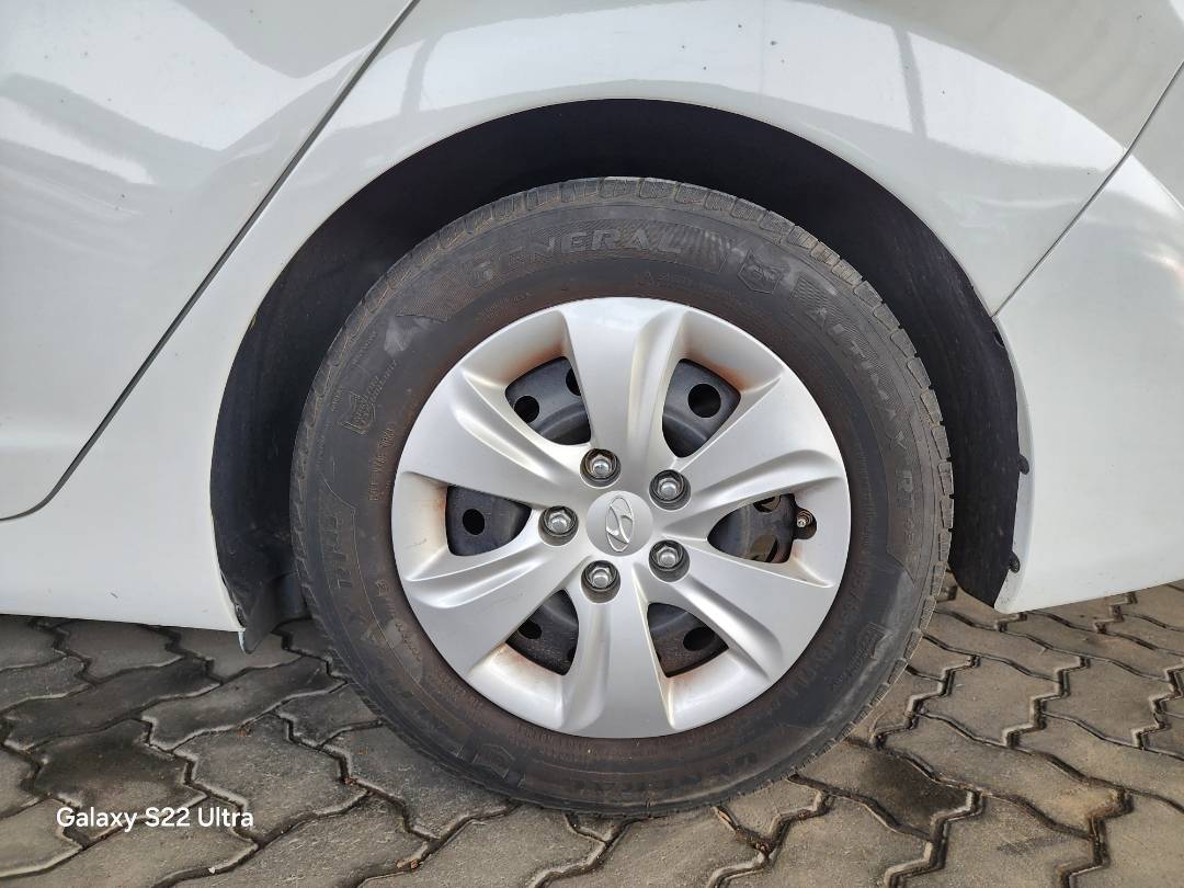 2016 HYUNDAI ELANTRA — 155267 Miles — Lot 99075 — Ind. 12 - Marhaba Auctions Used Cars - Image 10