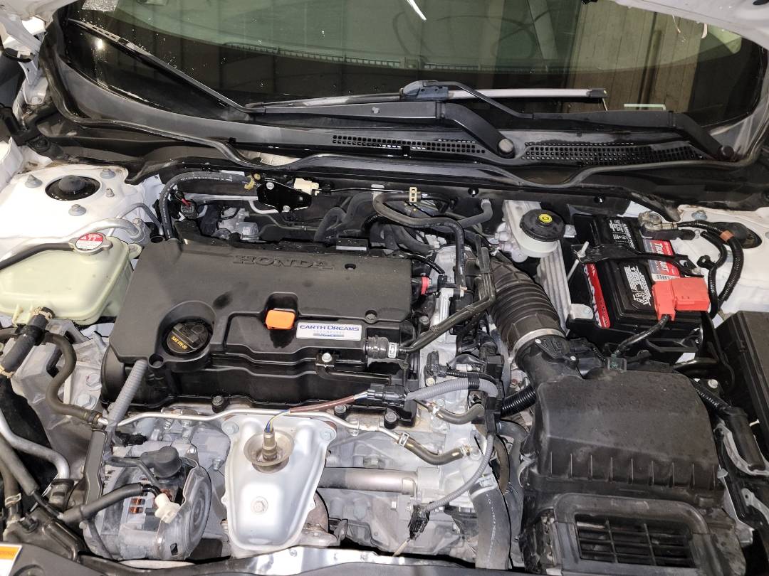 2017 HONDA CIVIC — 75751 Miles — Lot HE055549 - Marhaba Auctions Used Cars - Image 8