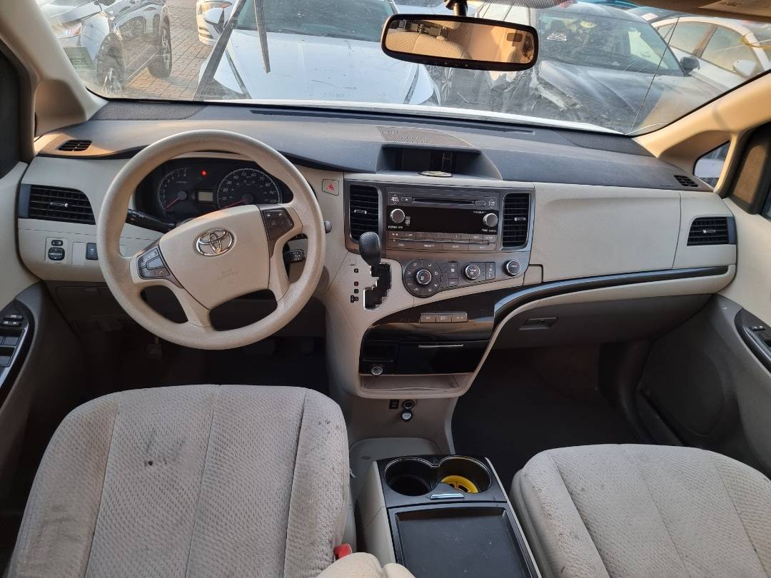 TOYOTA SIENNA 2011 - Marhaba Auction Used Cars - Image 8