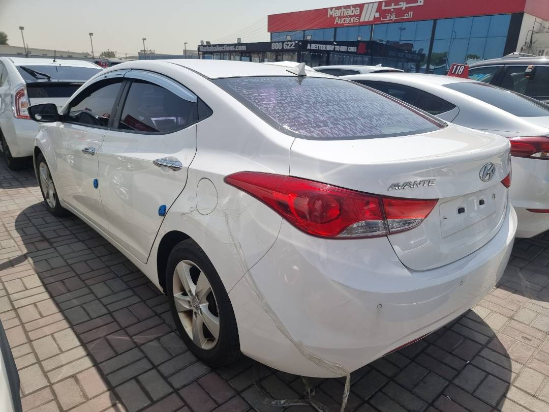 2013 HYUNDAI AVANTE — 129942 KM — Lot 700988 — Ind. 12 - Marhaba Auctions Used Cars - Image 6