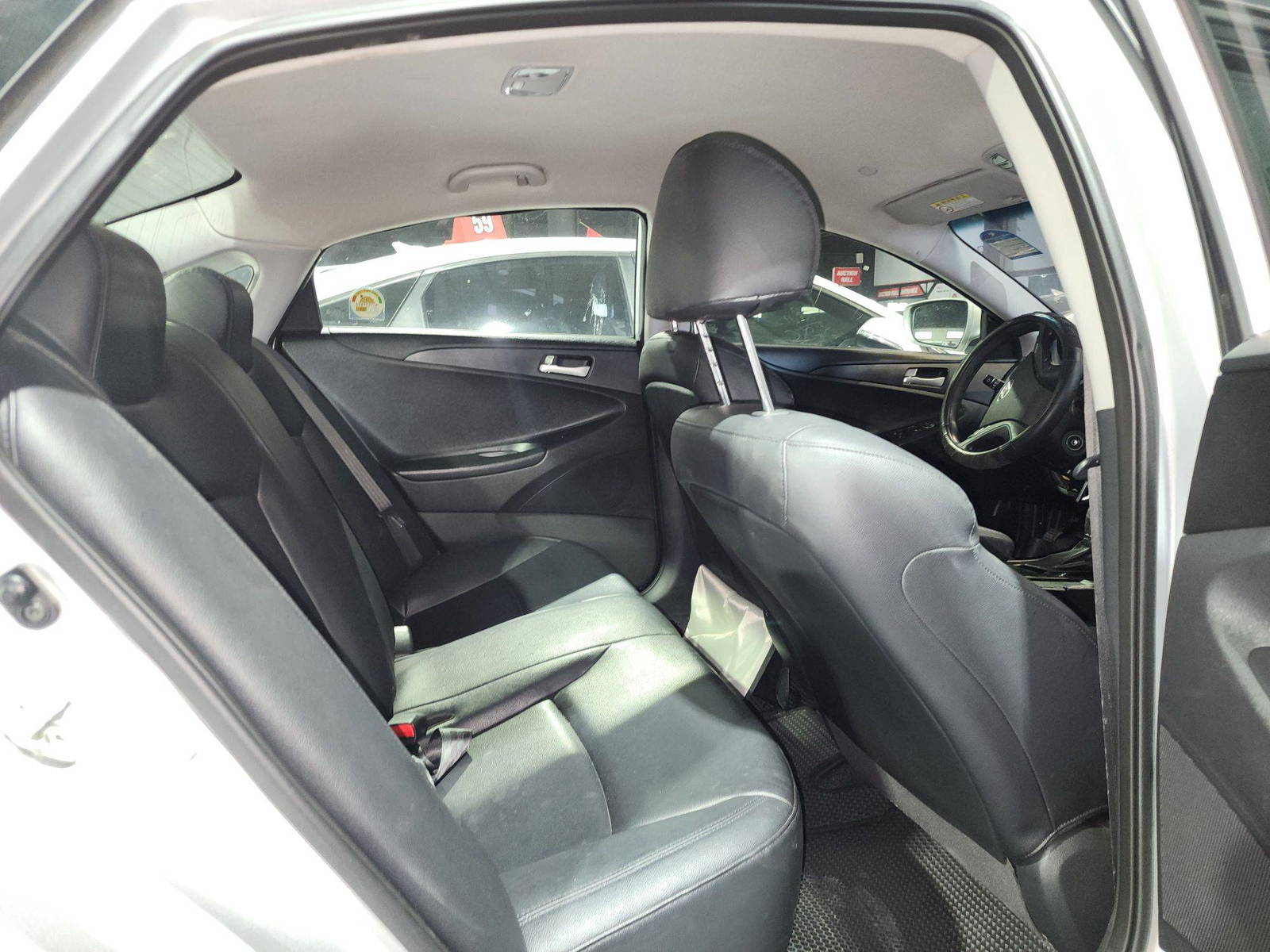 2012 HYUNDAI SONATA — 161487 KM — Lot 419481 — Al Quoz - Marhaba Auctions Used Cars - Image 7