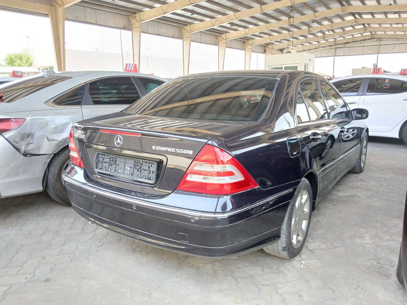2007 MERCEDES BENZ C200 — 178218 KM — Lot F844931 — Main - Marhaba Auctions Used Cars - Image 3