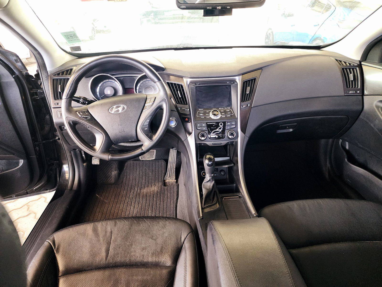 2012 HYUNDAI SONATA — 200616 KM — Lot 456469 — Main - Marhaba Auctions Used Cars - Image 7