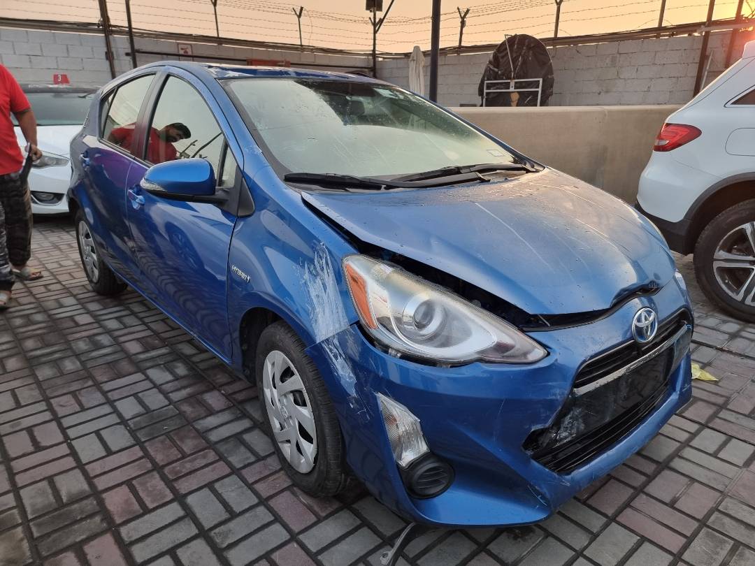 2015 TOYOTA PRIUS C — 201633 Miles — Lot 102805 — Souq - Marhaba Auctions Used Cars - Image 3
