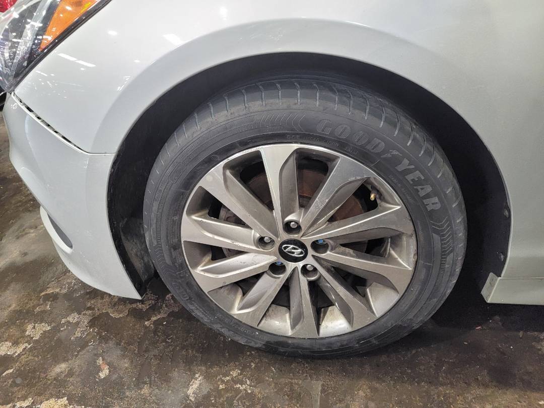 2015 HYUNDAI SONATA — 168519 Miles — Lot FH097618 — Main - Marhaba Auctions Used Cars - Image 10