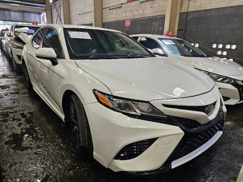 2018 TOYOTA CAMRY at Marhaba Auctions