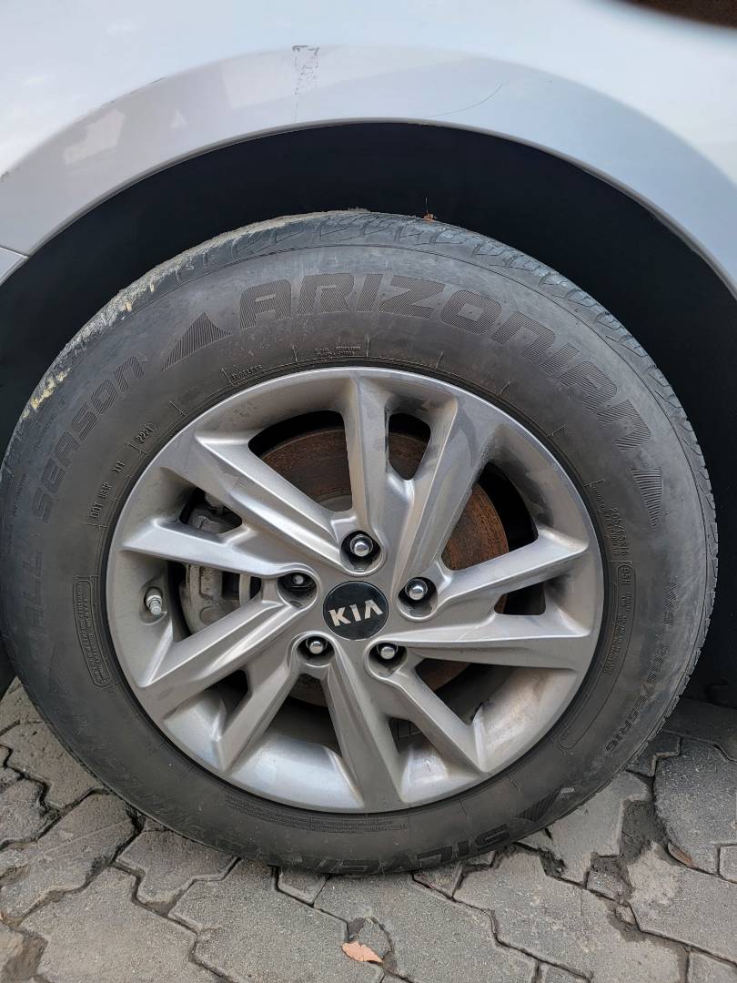 2019 KIA OPTIMA — 72451 Miles — Lot 37403784 — Main - Marhaba Auctions Used Cars - Image 5