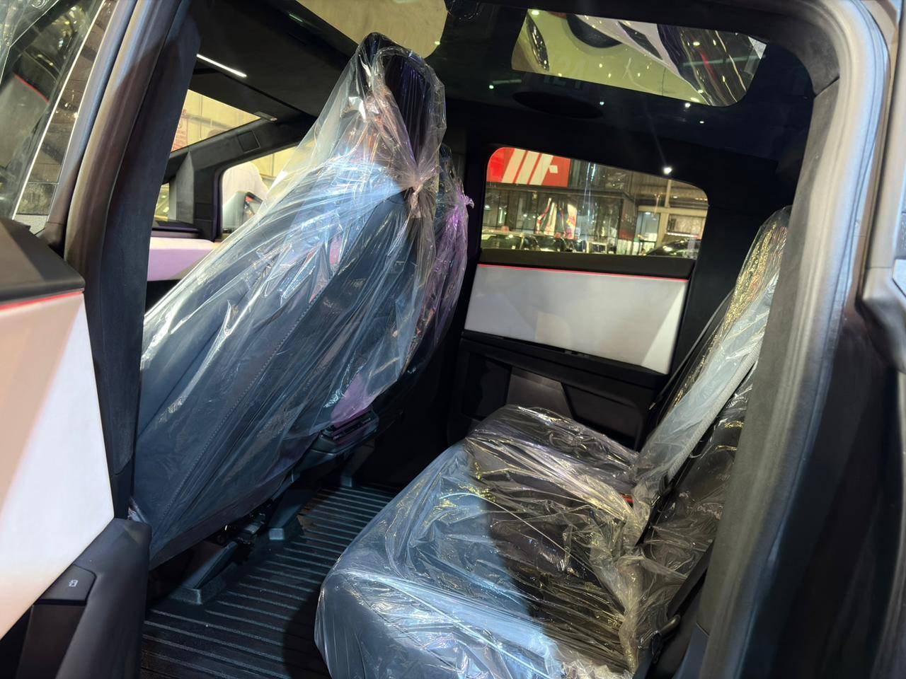 TESLA CYBERTRUCK 2024 - Marhaba Auction Used Cars - Image 13