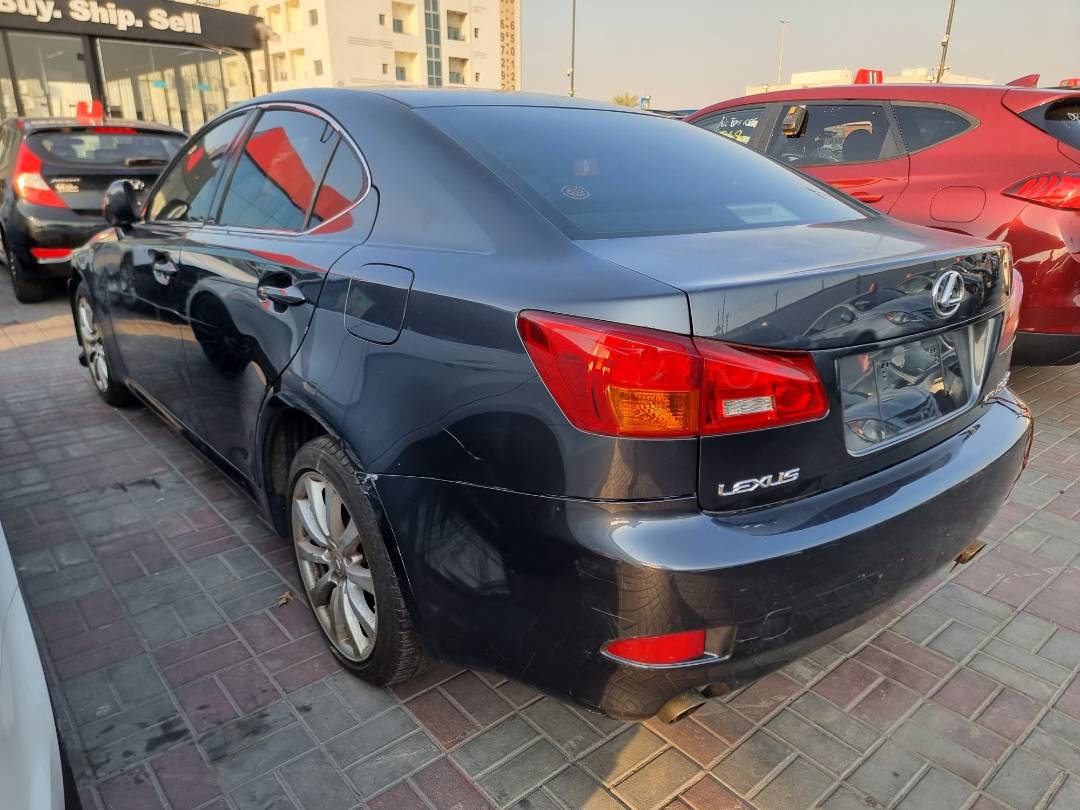 2006 LEXUS IS 250 — 192809 Miles — Lot 125487 — Souq - Marhaba Auctions Used Cars - Image 5