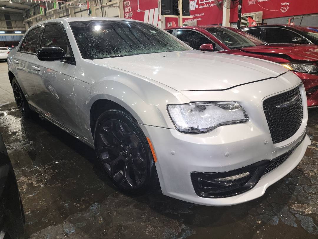 2019 CHRYSLER 300 — 38246 KM — Lot 738596 - Marhaba Auctions Used Cars - Image 7