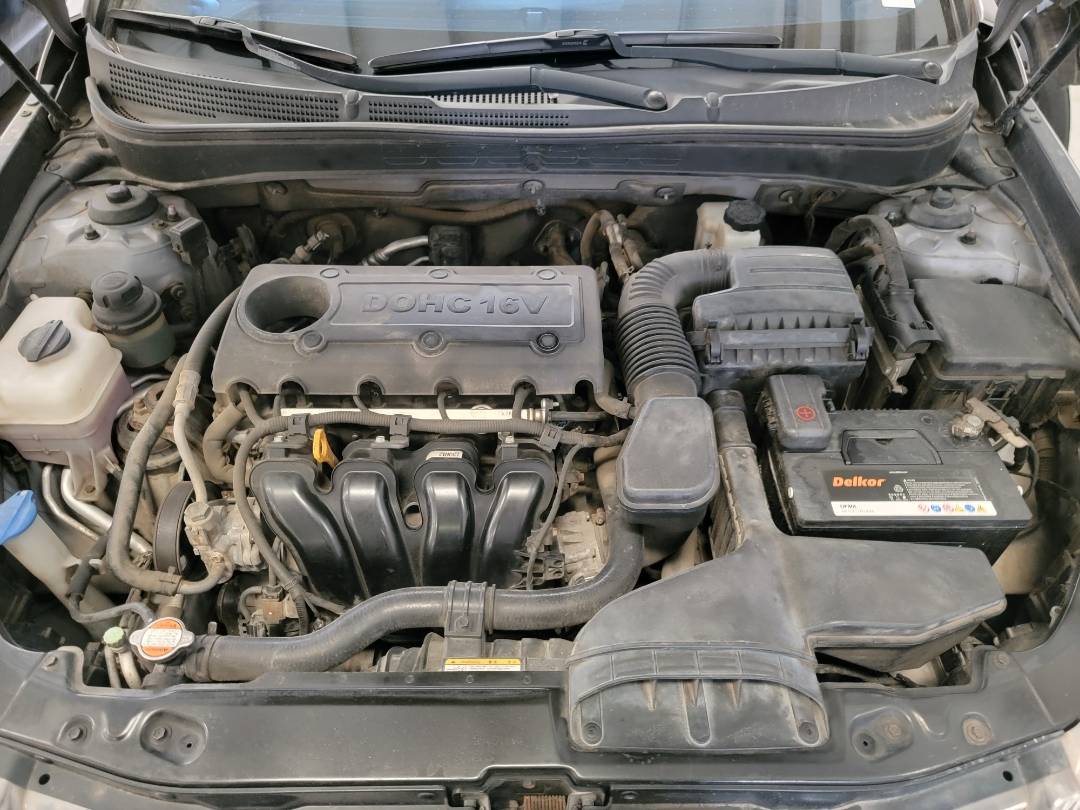 2010 HYUNDAI SONATA — 98743 Miles — Lot A012187 — Main - Marhaba Auctions Used Cars - Image 10