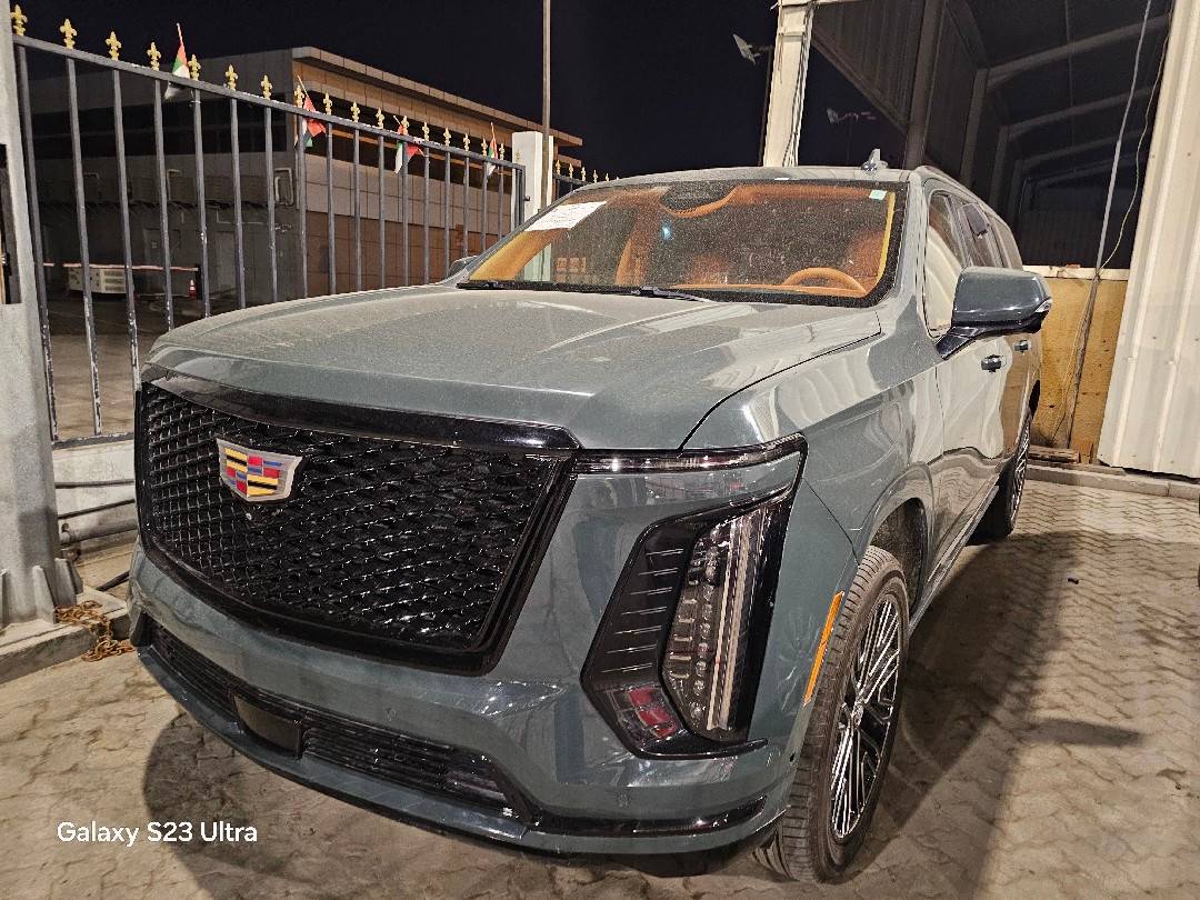 CADILLAC ESCALADE ESV PREMIUM LUXURY