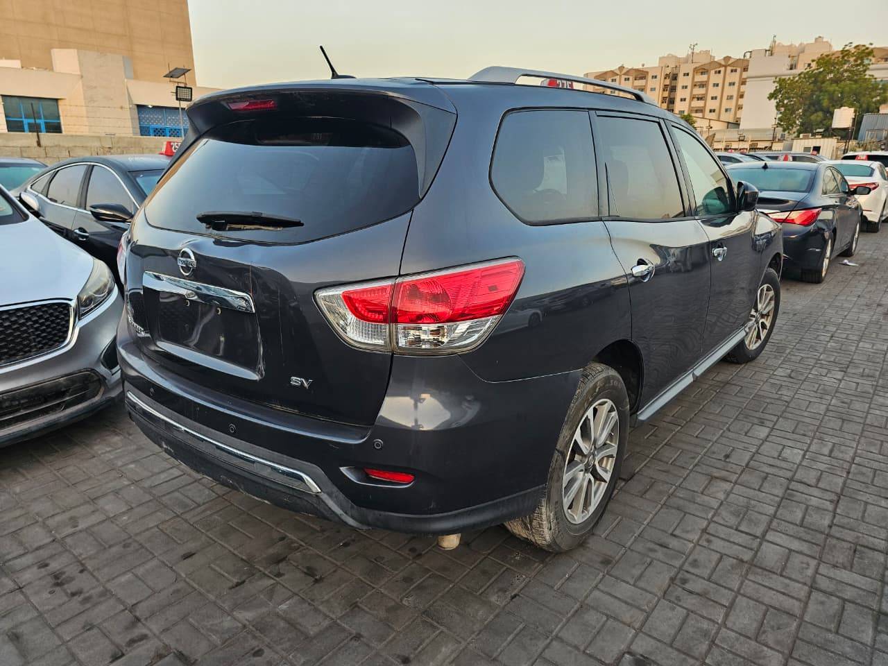 2013 NISSAN PATHFINDER — 216536 Miles — Lot 4DC632236 — Main - Marhaba Auctions Used Cars - Image 5