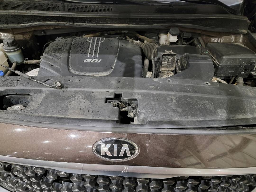 2017 KIA SEDONA — 122928 Miles — Lot 55904754 — Main - Marhaba Auctions Used Cars - Image 11