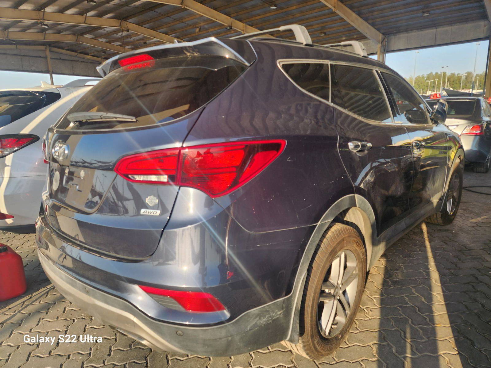 2017 HYUNDAI SANTA FE — 186653 Miles — Lot 68399293 - Marhaba Auctions Used Cars - Image 4