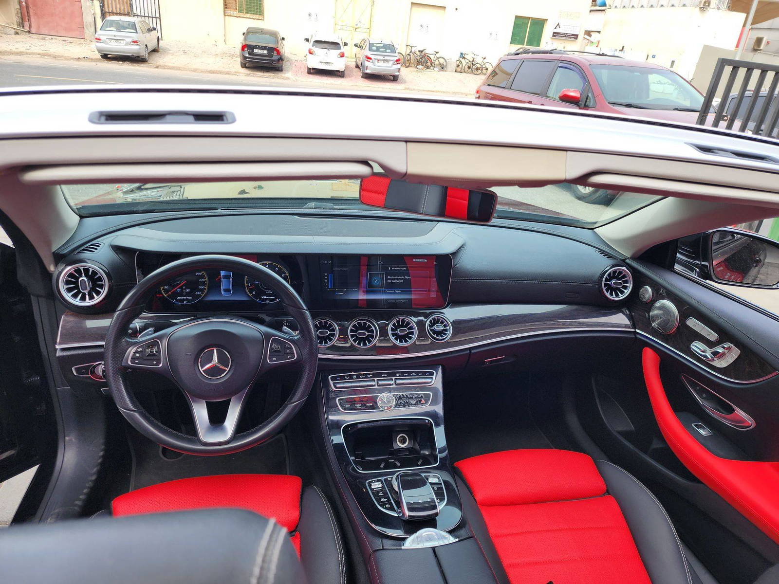 2018 MERCEDES BENZ E-400 — 47348 KM — Lot 45353 — Al Quoz - Marhaba Auctions Used Cars - Image 9