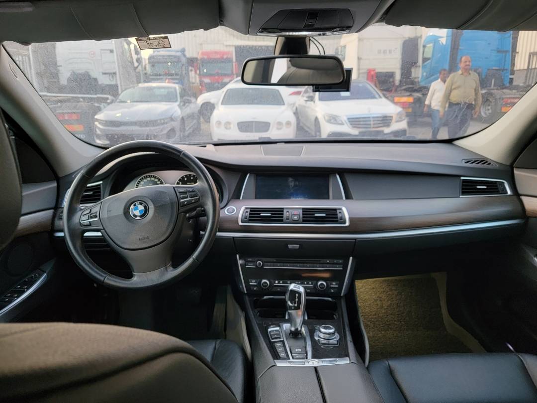 2011 BMW 535i GT — 227905 KM — Lot C351371 — Main - Marhaba Auctions Used Cars - Image 8