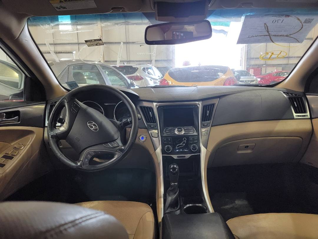 2015 HYUNDAI SONATA — 157870 Miles — Lot 82279974 — Ind. 12 - Marhaba Auctions Used Cars - Image 8