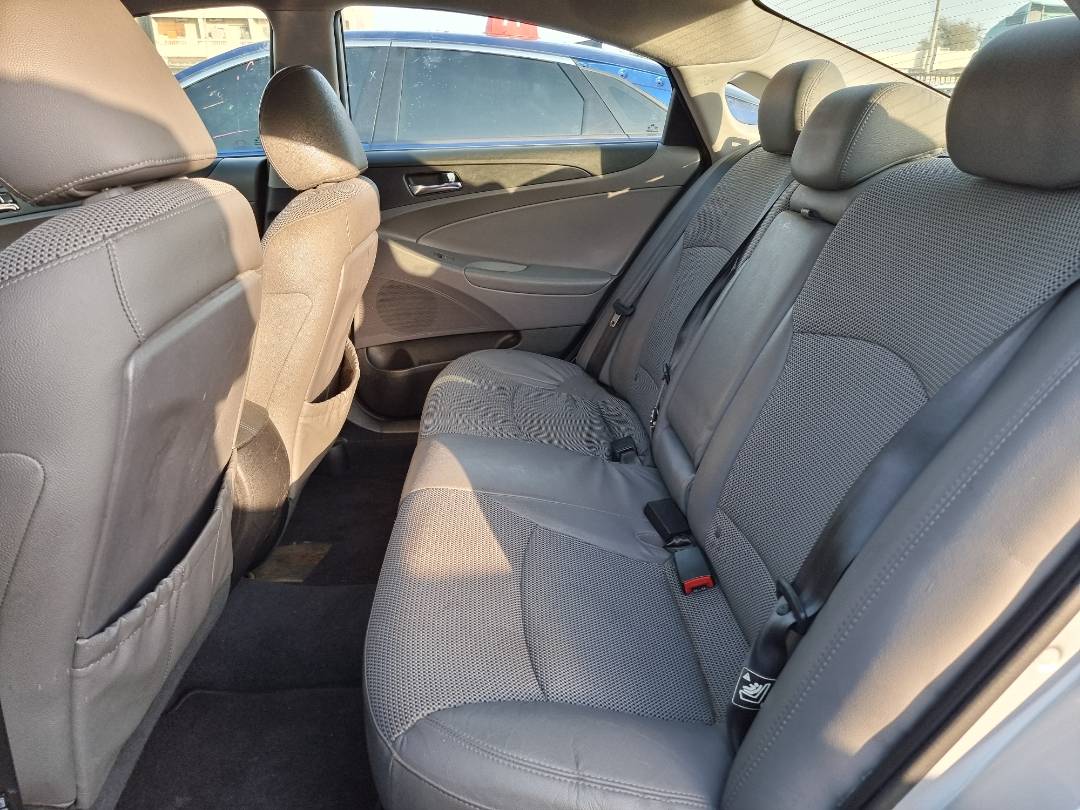 2011 HYUNDAI SONATA — 213328 Miles — Lot 215487 — Ind. 12 - Marhaba Auctions Used Cars - Image 7
