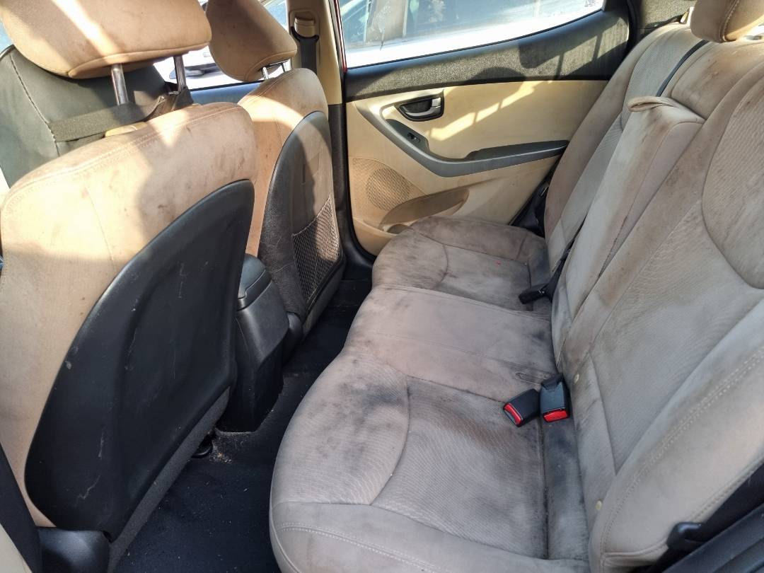 2014 HYUNDAI ELANTRA — 136199 Miles — Lot 125487 — Souq - Marhaba Auctions Used Cars - Image 6