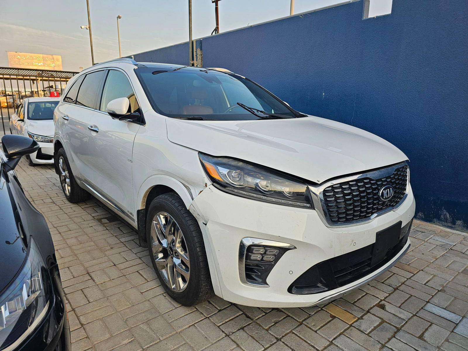 2019 KIA SORENTO — 103998 Miles — Lot A57KG504102 — Main - Marhaba Auctions Used Cars - Image 3