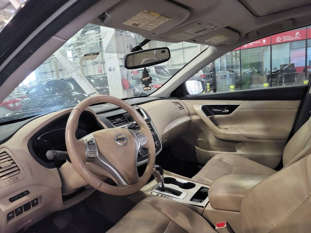2017 NISSAN ALTIMA — 70276 Miles — Lot HC118476 — Main - Marhaba Auctions Used Cars - Image 6