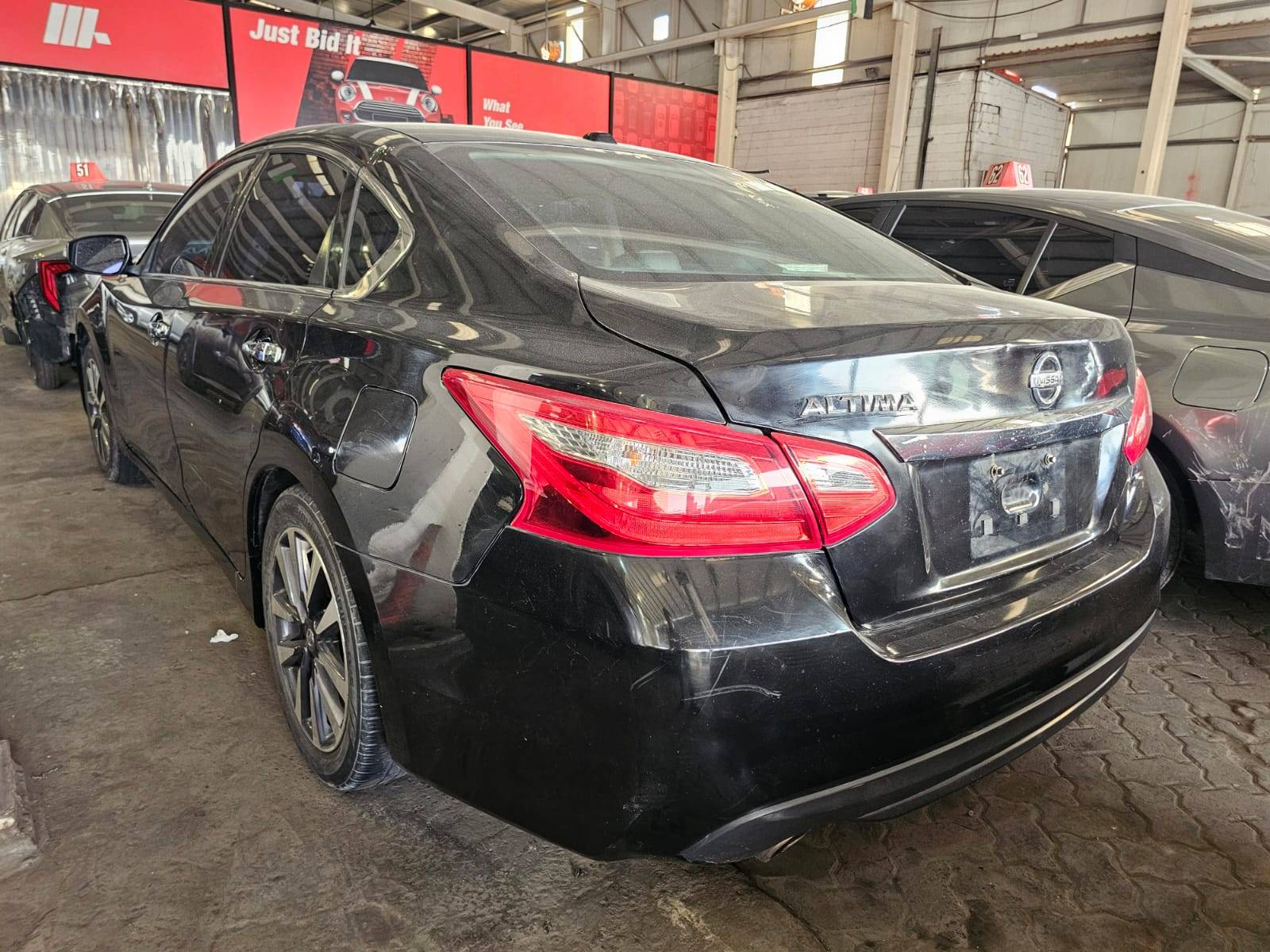 2017 NISSAN ALTIMA — 153300 Miles — Lot 7HC178576 — Souq - Marhaba Auctions Used Cars - Image 4