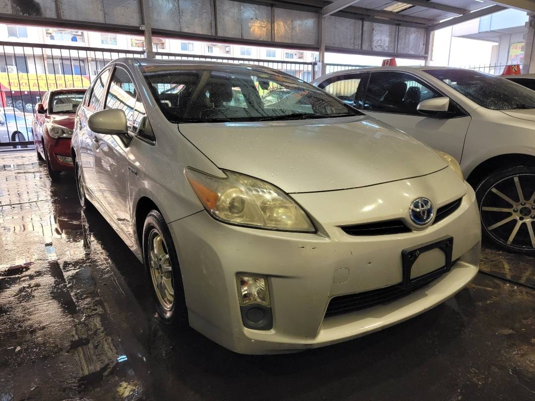 2010 TOYOTA PRIUS — 204669 Miles — Lot 205816 — Main - Marhaba Auctions Used Cars - Image 4