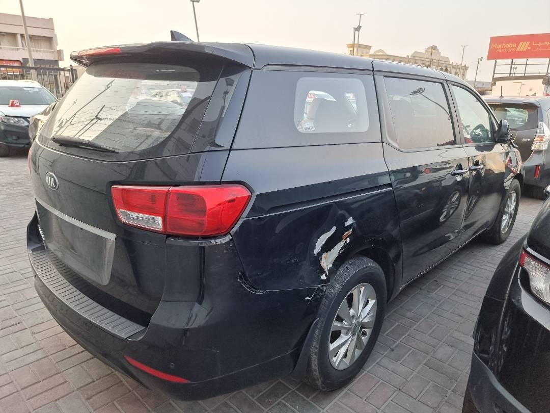 2015 KIA SEDONA — 177924 Miles — Lot 215478 — Ind. 12 - Marhaba Auctions Used Cars - Image 4